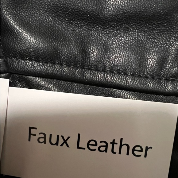 black leather jacket - Picture 4 of 4